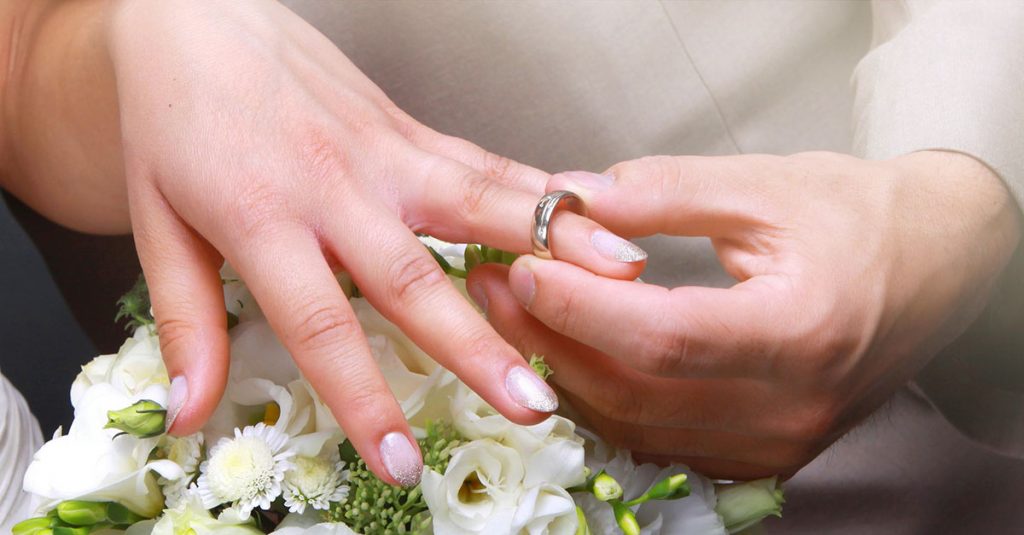 As 9 Tradições de Casamento Mais Famosas e Seus Significados 1